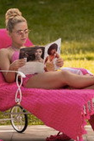 Elle Season 1 Episode 1 - Poster